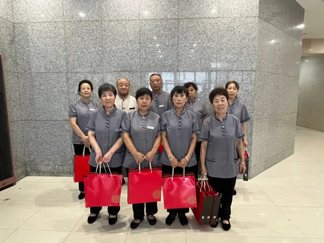 672c2f905309d S36沙龙会 - 要玩就玩沙龙会